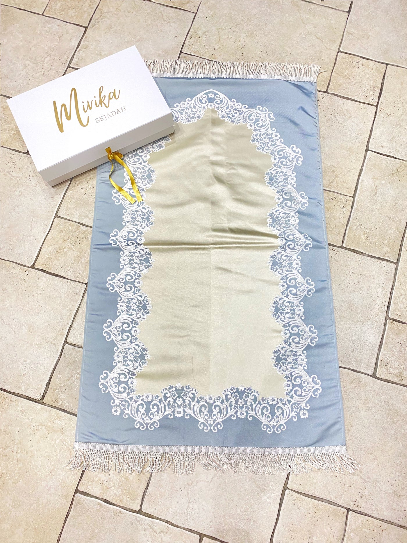 Sejadah box bleu
